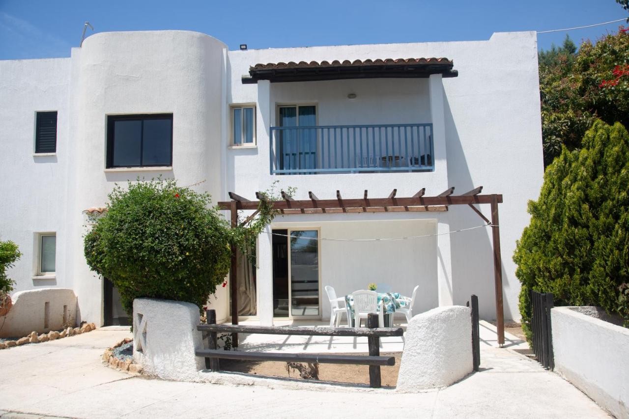 Always Welcome! Near Beach, Cml Swimming Pool Paphos Luaran gambar